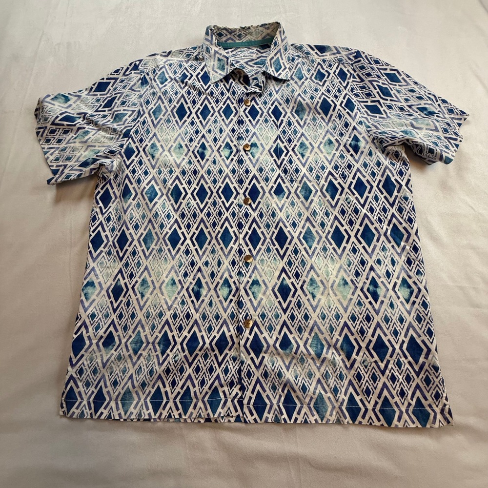 Tommy Bahama Men's Diamond Print‎ Short Sleeve Button Up Shirt - Large